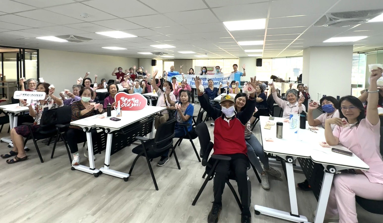 東生華製藥ESG永續發展,老五老基金會,台中總會,石虎米皂,石虎米米香餅,DIY